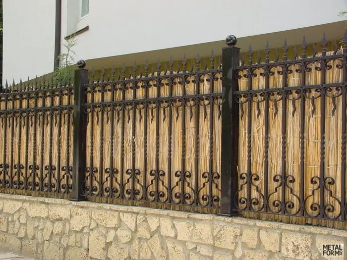 Https:  Old Metalform No Wp Content Uploads 2020 09 Wrought Iron Fence Romanesque Fences 5 700x525 Jpg Webp
